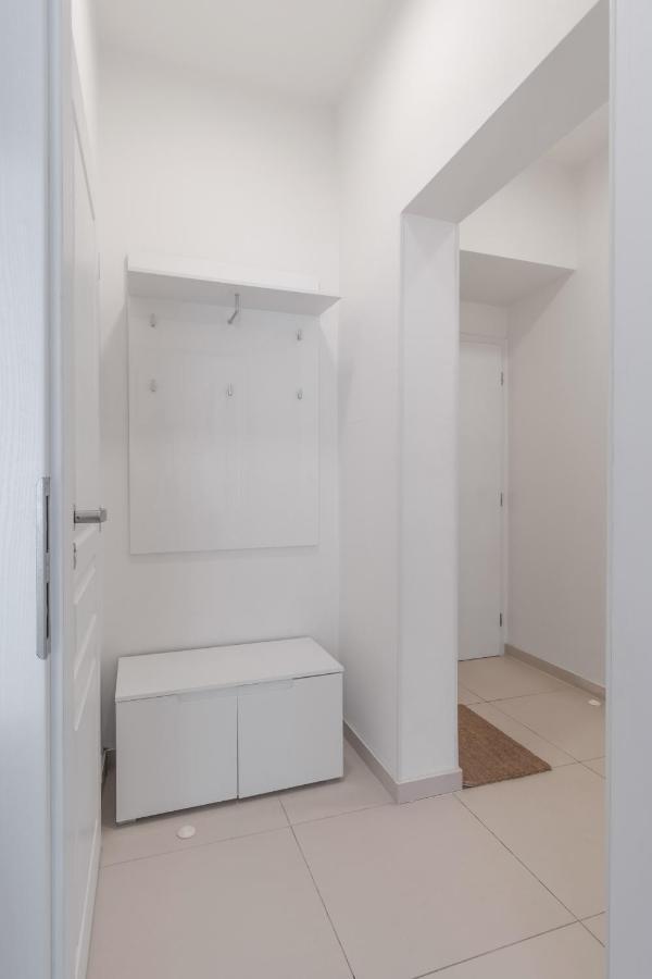 Luminous Apartment For 2 Near Wenceslas Square By Prague Days Exteriör bild